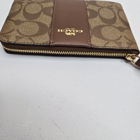 Coach Corner Zip Leather Wristlet Signature Canvas Gold Zipper Khaki Saddle 2 - Picture 4 of 7